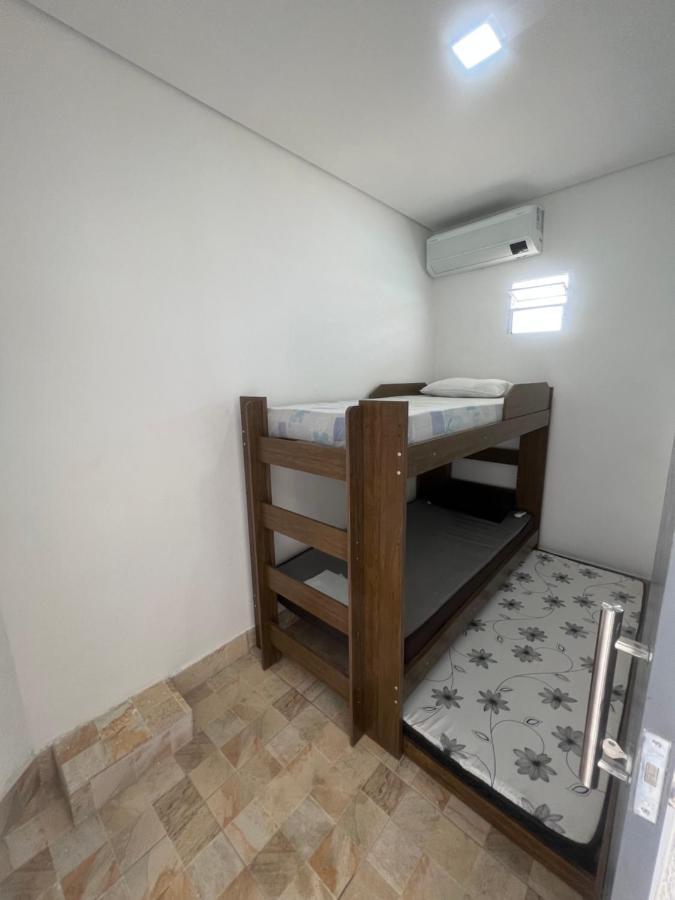 Sobrado Com Piscina E Area Gourmet Na Praia Da Enseada 瓜鲁雅 外观 照片